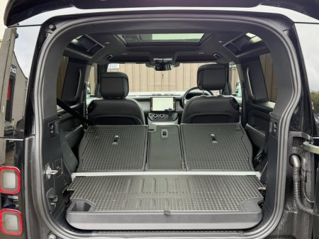 2025 Land Rover Defender - photo 26