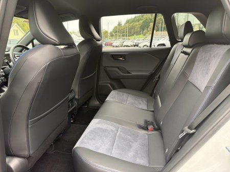 2026 Toyota RAV4 - photo 7