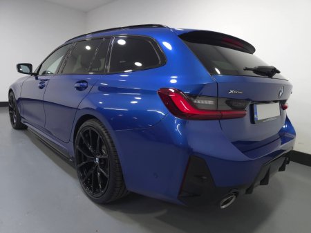 2023 BMW 3-Series - photo 2