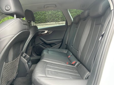 2017 Audi A4 - photo 19