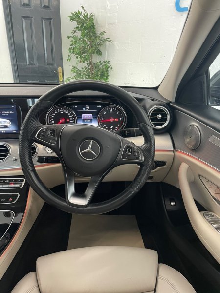 2016 Mercedes-Benz E-Class - photo 14