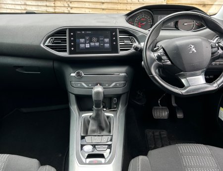 2017 Peugeot 308 - photo 7