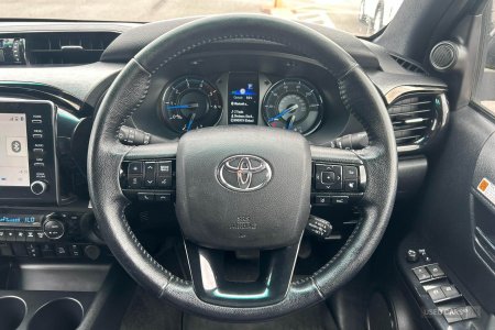 2023 Toyota Hilux - photo 10