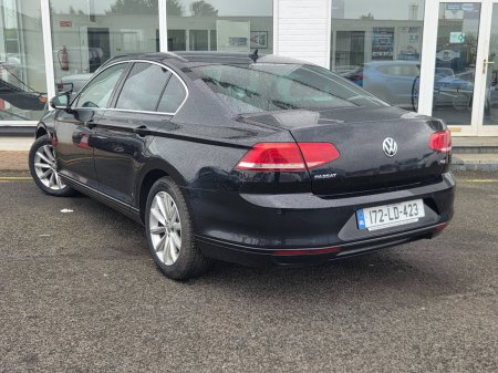 2017 Volkswagen Passat - photo 2