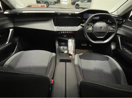 2023 Peugeot 308 - photo 9