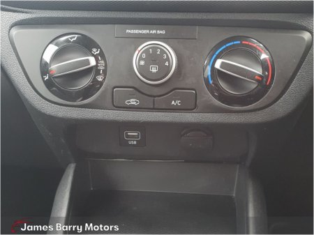 2022 Hyundai i10 - photo 17