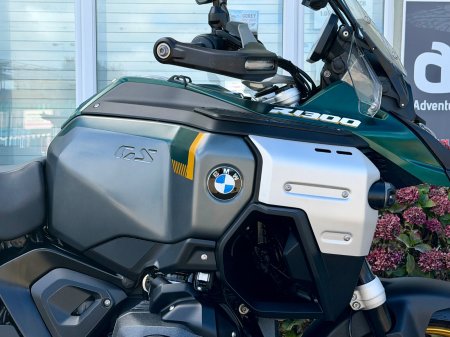 2025 BMW Other - photo 5