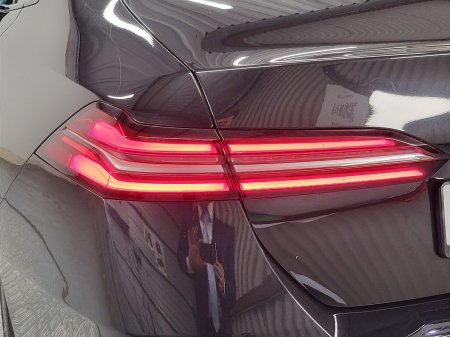 2024 BMW 5-Series - photo 20