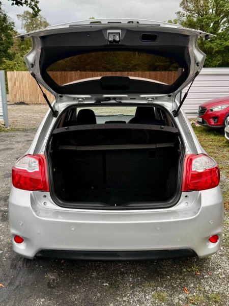 2011 Toyota Auris - photo 32