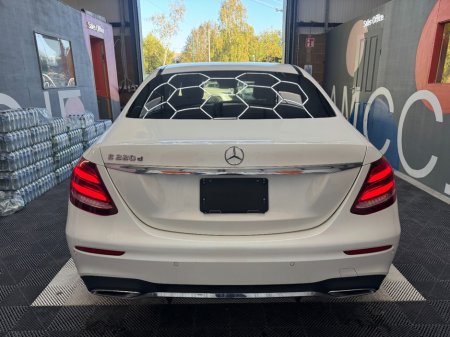 2017 Mercedes-Benz E-Class - photo 4