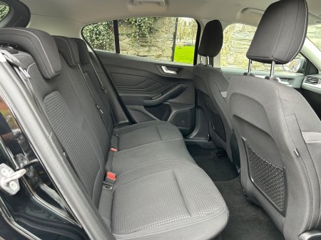 2019 Ford Focus - photo 19