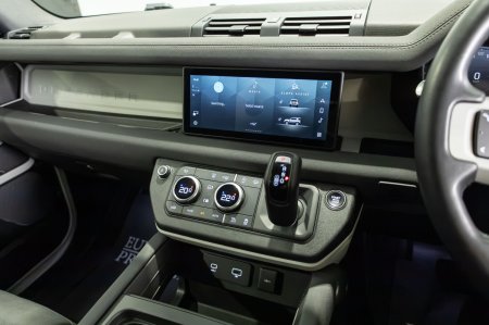 2022 Land Rover Defender - photo 17