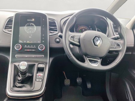 2021 Renault Grand Scenic - photo 16