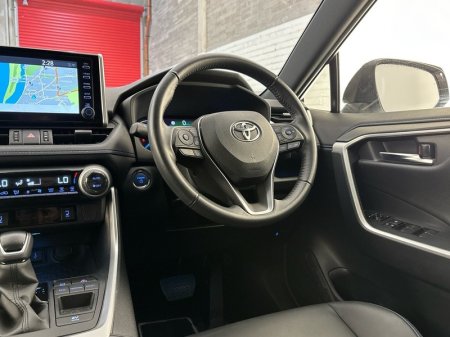 2022 Toyota RAV4 - photo 9