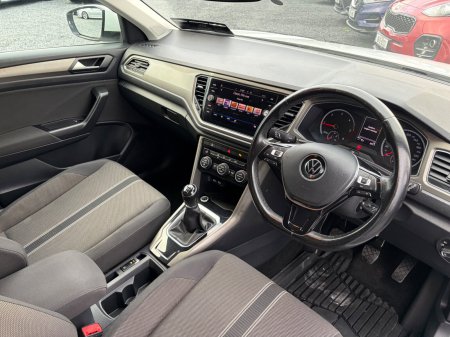 2021 Volkswagen T-Roc - photo 10
