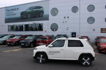 2026 Hyundai INSTER - photo 2
