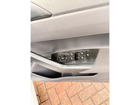 2025 Volkswagen Polo - photo 10