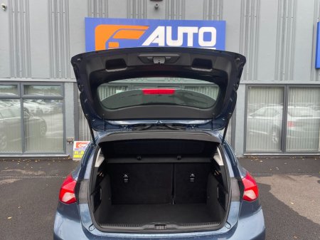 2020 Ford Focus - photo 5