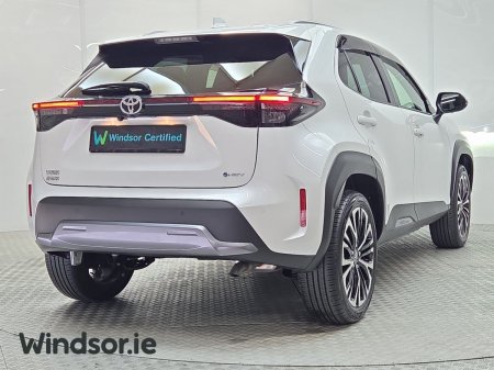 2024 Toyota Yaris Cross - photo 2