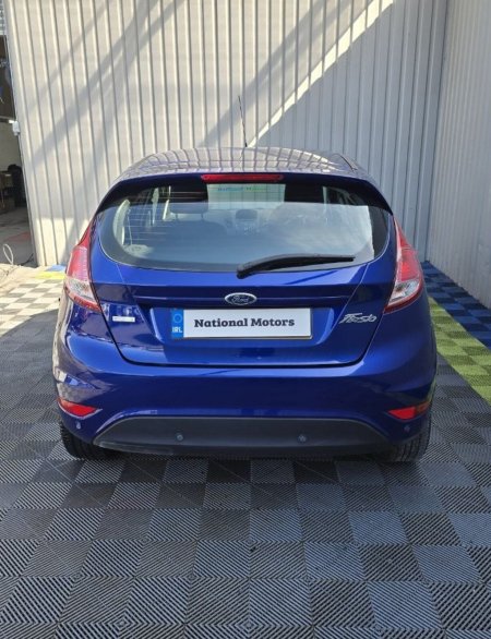 2015 Ford Fiesta - photo 4