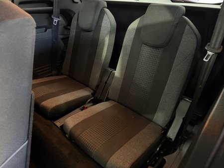 2021 Peugeot 5008 - photo 17