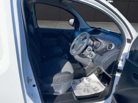 2021 Renault Kangoo - photo 9