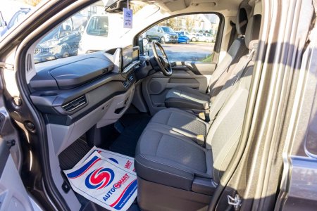 2024 Ford Transit Custom - photo 19