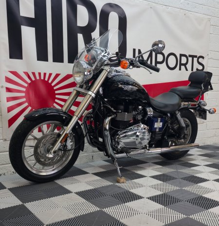 2010 Triumph Bonneville - photo 44