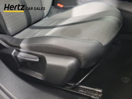 2023 Peugeot 2008 - photo 20