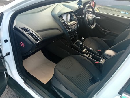 2015 Ford Focus - photo 7