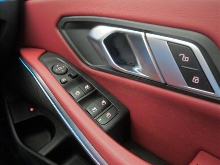 2024 BMW 3-Series - photo 21