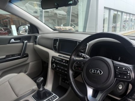 2017 Kia Sportage - photo 2