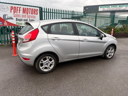 2015 Ford Fiesta - photo 3