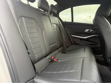 2021 BMW 3-Series - photo 11