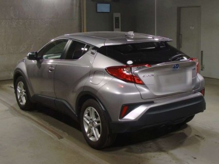 2022 Toyota C-HR - photo 2