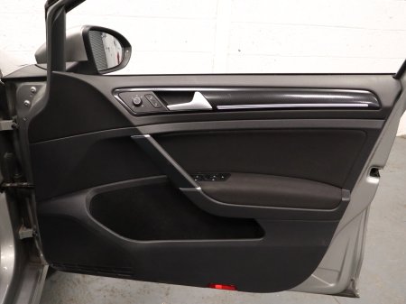 2017 Volkswagen Golf - photo 23