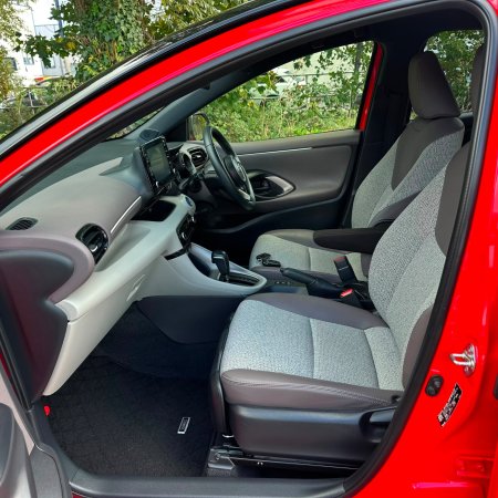 2021 Toyota Yaris - photo 16