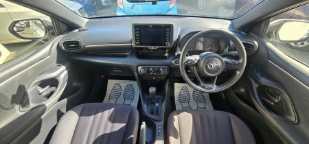 2021 Toyota Yaris - photo 9