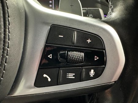 2021 BMW 5-Series - photo 17