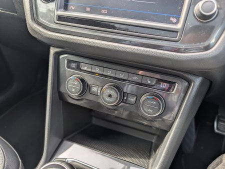 2017 Volkswagen Tiguan - photo 13