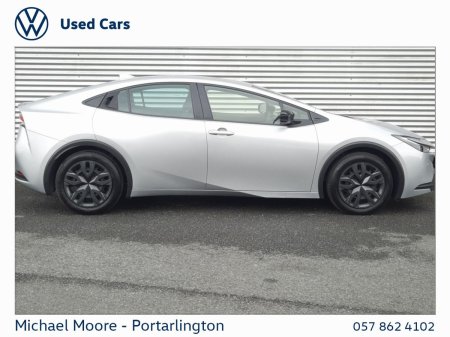 2025 Toyota Prius - photo 11