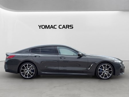 2021 BMW 8-Series - photo 2