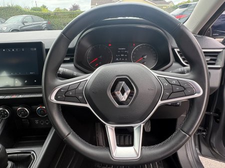 2023 Renault Clio - photo 16