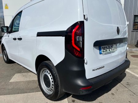 2025 Renault Kangoo - photo 5