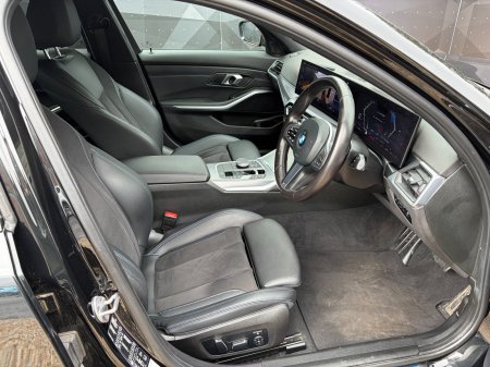 2024 BMW 3-Series - photo 9