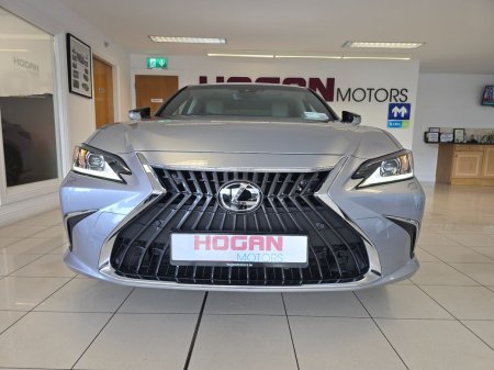 2025 Lexus ES - photo 2