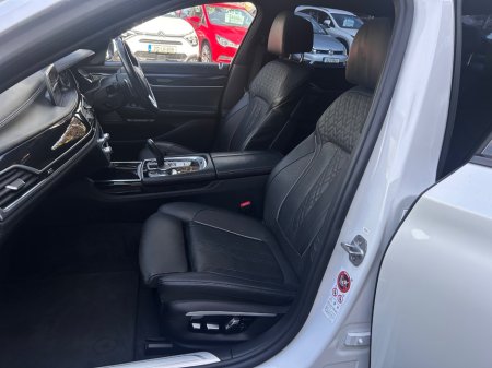 2017 BMW 7-Series - photo 11