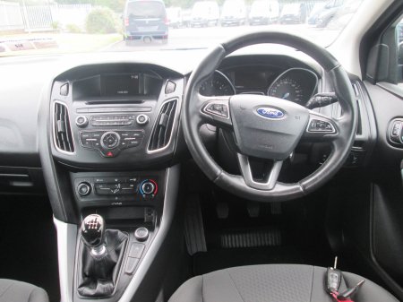 2016 Ford Focus - photo 15