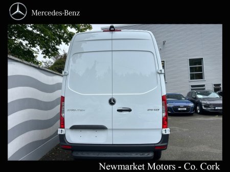 2027 Mercedes-Benz Sprinter - photo 13