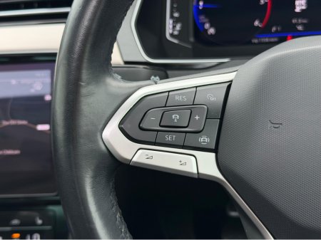 2022 Volkswagen Passat - photo 26